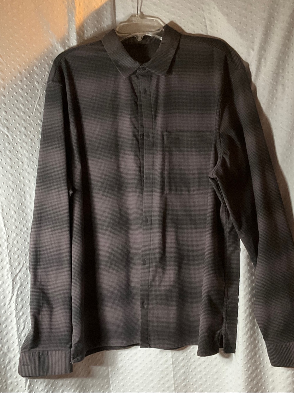 lululemon athletica Men's Long-Sleeve Button-Down Shirt in Charcoal